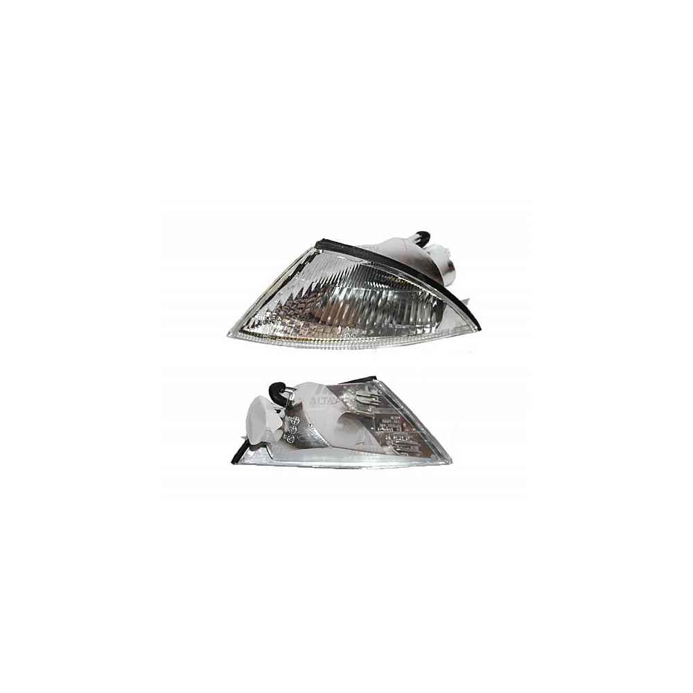 Mitsubishi Carisma 1996-2000 Sol Sinyal Mb952157 